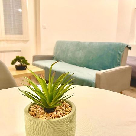 Studio Confortable Au Centre De Μανόσκ Εξωτερικό φωτογραφία